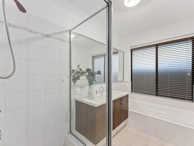 68 Mornington Drive, Banksia Grove