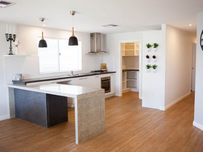 198A Collins Street, Piccadilly