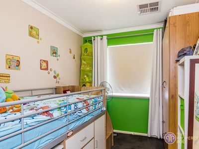 15 Ravenscroft Way, Kelmscott