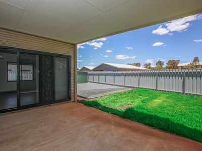 2 Ahtow Way, South Hedland