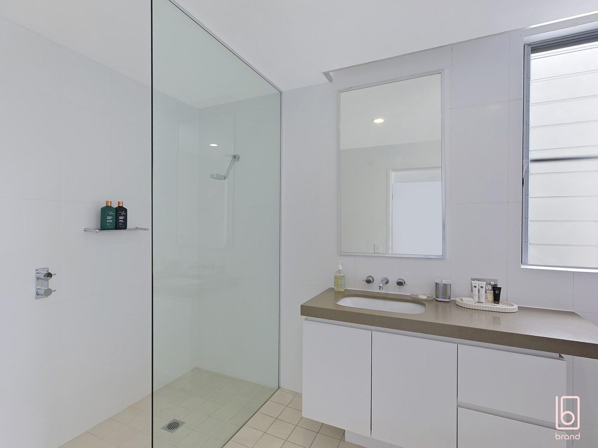 1 White Haven Avenue, Magenta