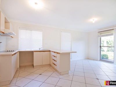 38B Pottery Circuit, Woodcroft