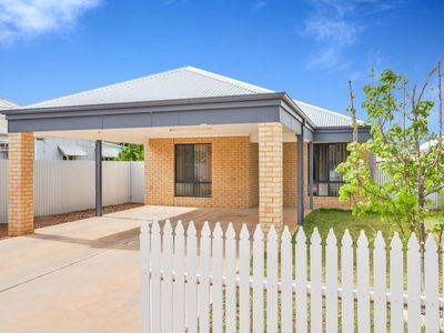 1 / 145 Bourke Street, Piccadilly