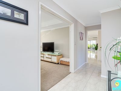 9 Topmast Brace, Alkimos