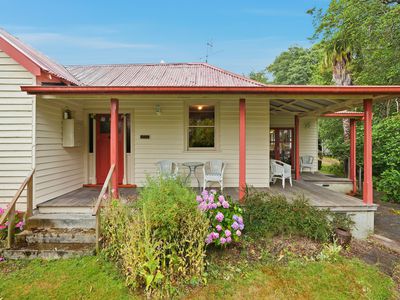 412 Lymington Road, Lymington