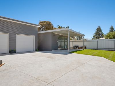 12 Chambers Street , Beachport