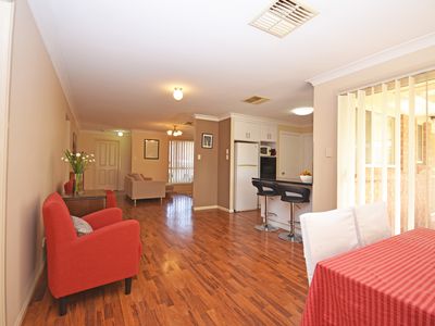 20 Lancaster Park Place, Dubbo