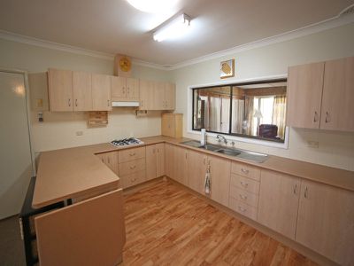 6 Lawson Street, Dubbo