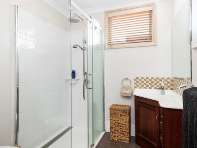 3 Gatacre Drive, Somerville