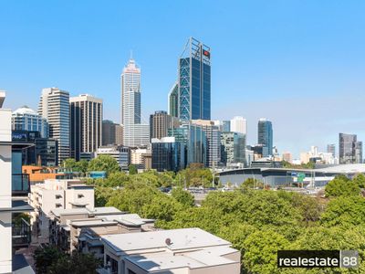 22 / 128 Mounts Bay Road, Perth