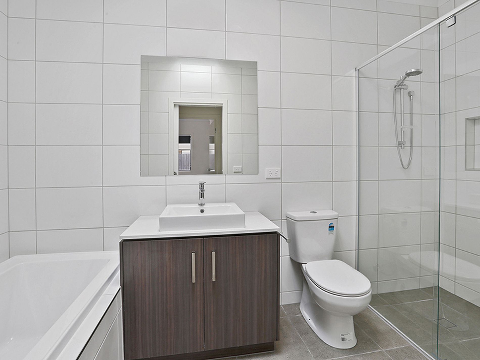 1B Elliott Avenue, Highton