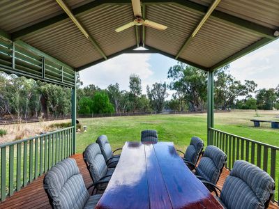 406 Buckingham Road, Rutherglen