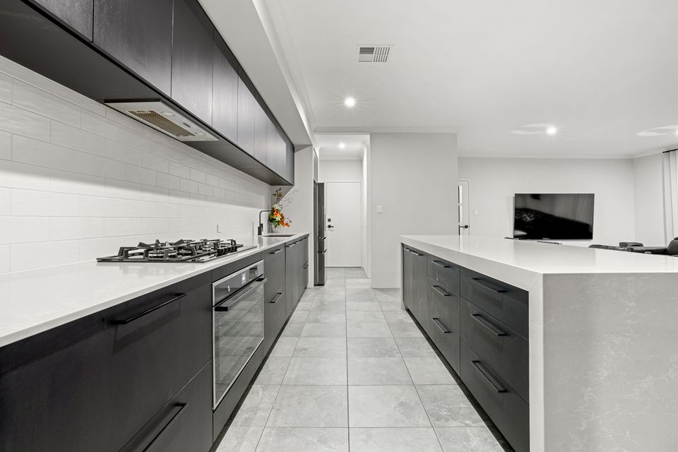 77 Avoca Chase , Baldivis