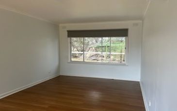 35 Hall Road, Pakenham South