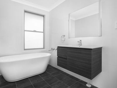 1 / 13 Toolijooa St, Tullimbar