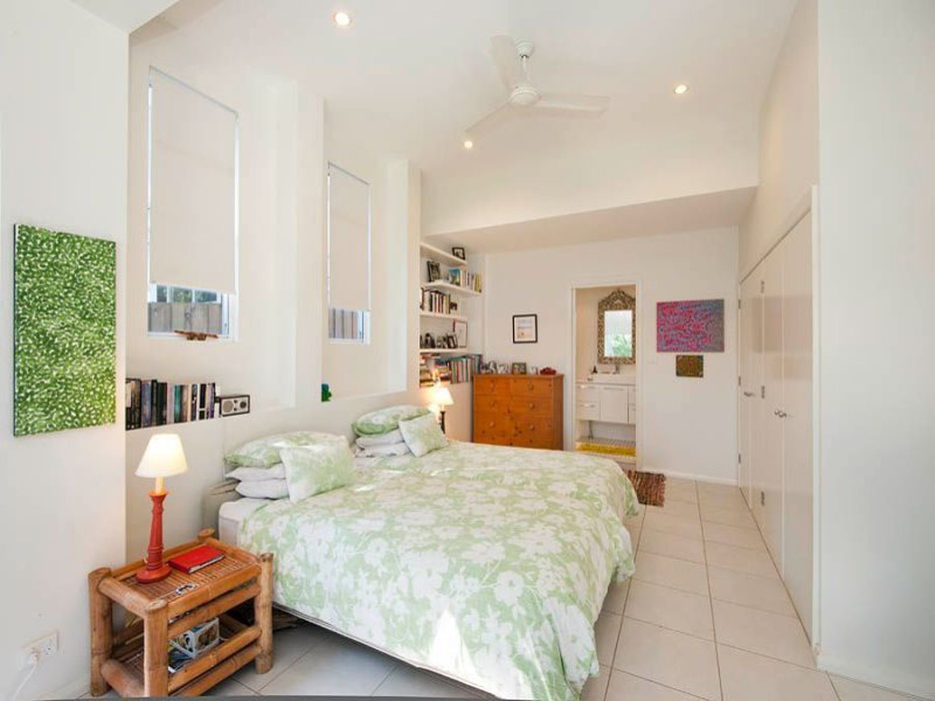 24 Kings Point Drive, Kings Point