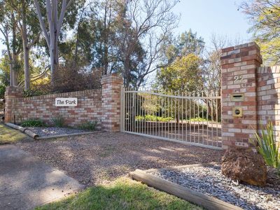 22 Pine Knoll Drive, Dubbo