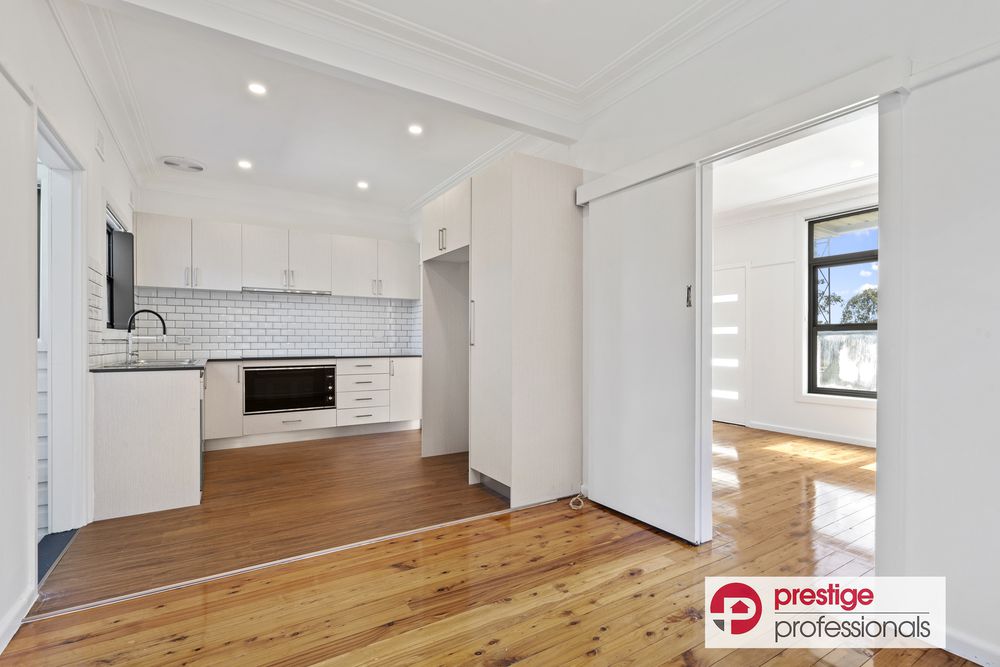 132 Hoxton Park Road, Lurnea