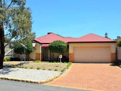 30 Greensted Grove, Roxburgh Park