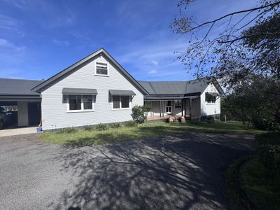 43 Windward Way, Milton