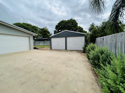 23B New Queen Road, Queenton