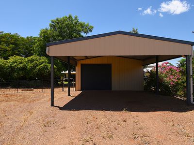 63 Falcon Street, Longreach