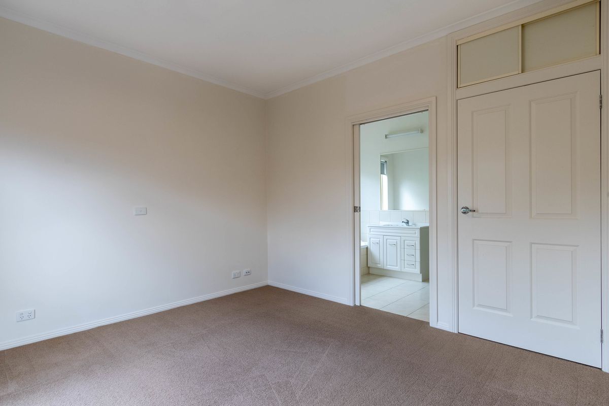 2 / 35 Malcolm Street, Mansfield