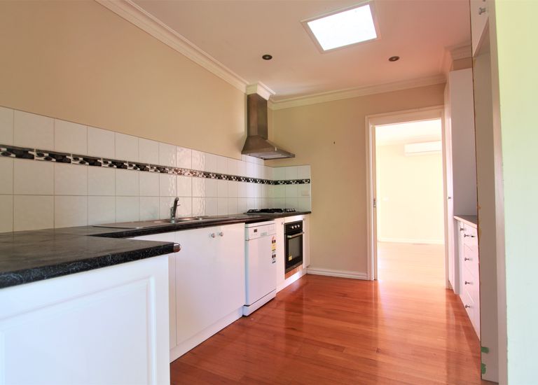 2 / 6 Macrina Street, Oakleigh East