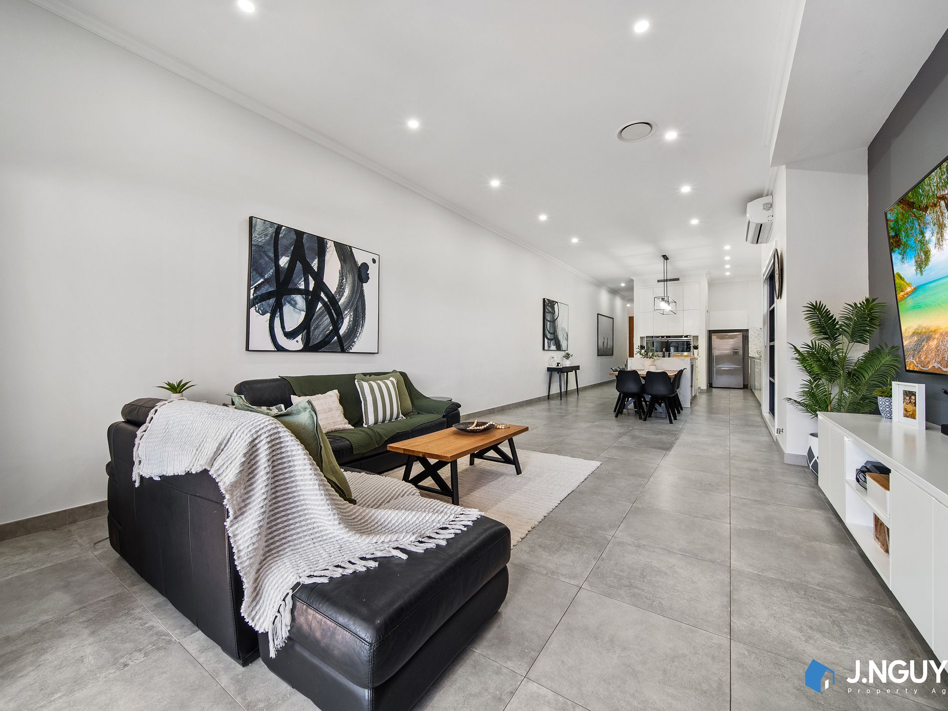 102 & 102a Kalang Road, Edensor Park