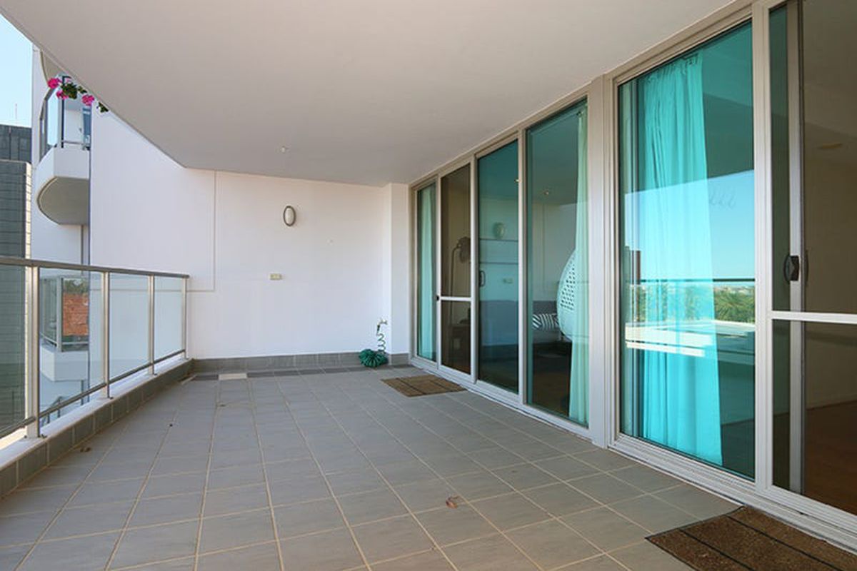 76 / 132 Terrace Road, Perth