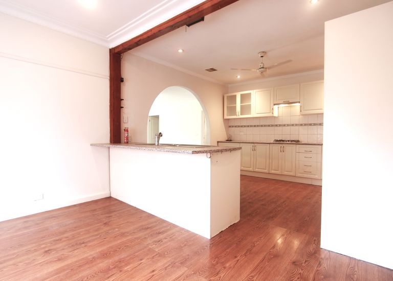 1401 North Road, Oakleigh East