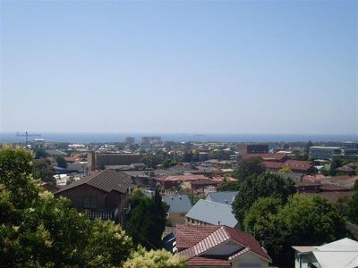 7 / 395 Crown Street, Wollongong