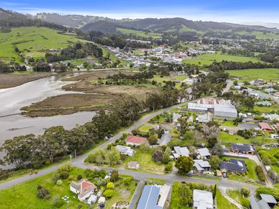 19 Esplanade Road, Cygnet