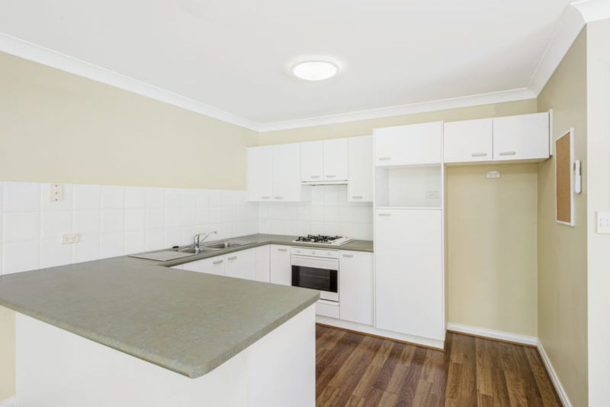 6 / 50-52 Karalta Road, Erina