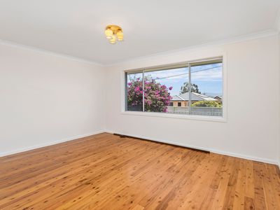 1 / 41 Parkes Street, Oak Flats