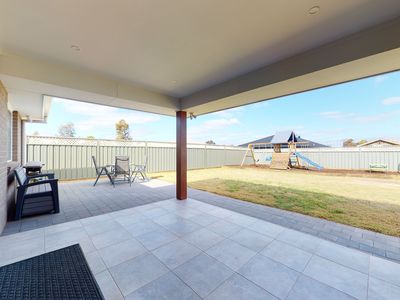 8 Ivy Court, Dubbo