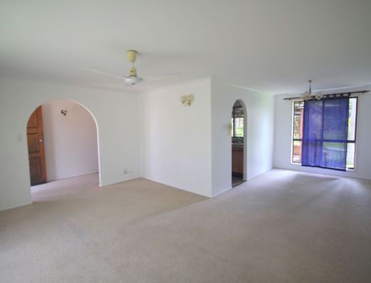 Great value family home in Tewantin image 3