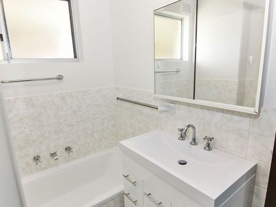 4 / 50-52 Little Street, Forster