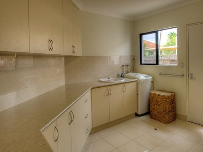 3 Fairlight Crescent, Annandale