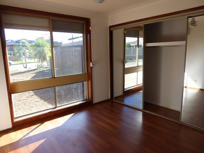 3 Daydream Crescent, Hinchinbrook