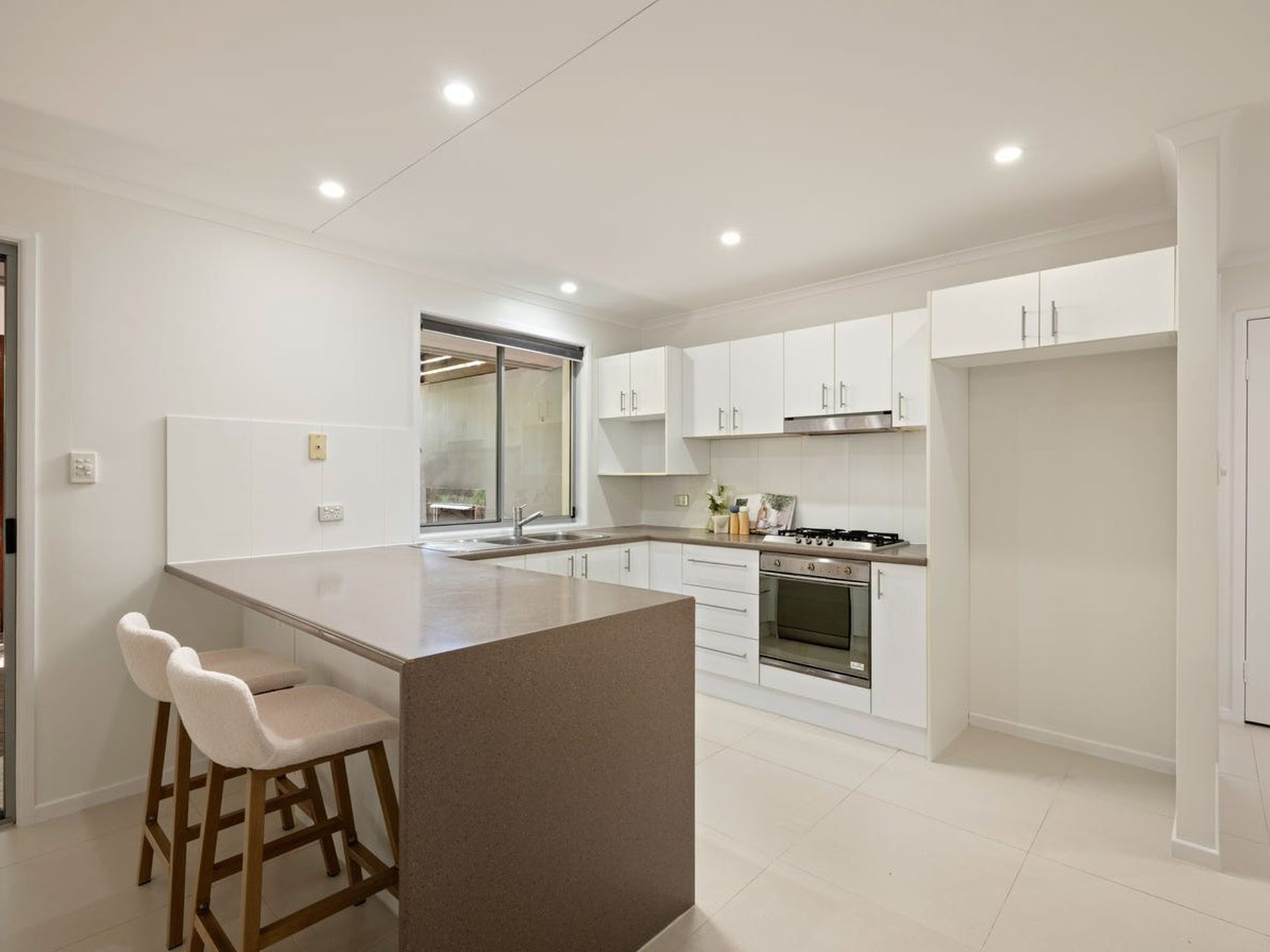 1 / 5 Carrothool Place, Mooloolaba