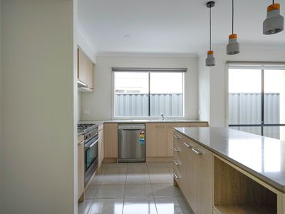 36 Basildon Crescent, Strathtulloh