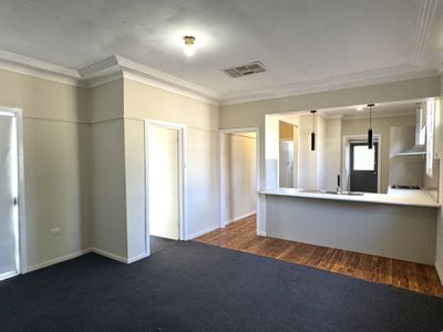 7 South Avenue, Yenda