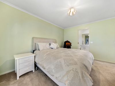 43 MacArthur Street, Sale