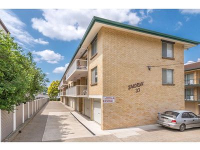 1 / 33 Bayliss Street, Toowong