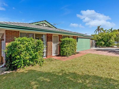 42 Waterlily Drive, Stratton