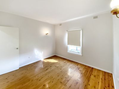 3 Little Queen Street, Forbes