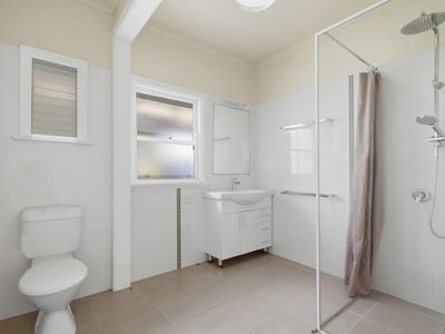 24 Turnbull Street, Sale