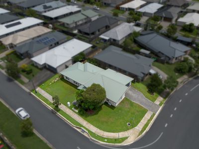 1 Myrtle Street, Deebing Heights