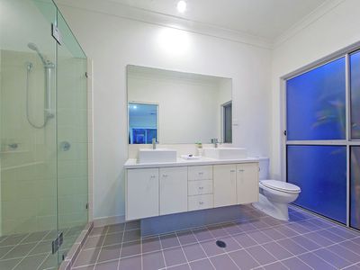 24 Torrens Crescent, Wakerley